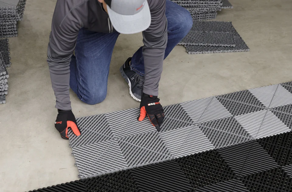 Swisstrax install