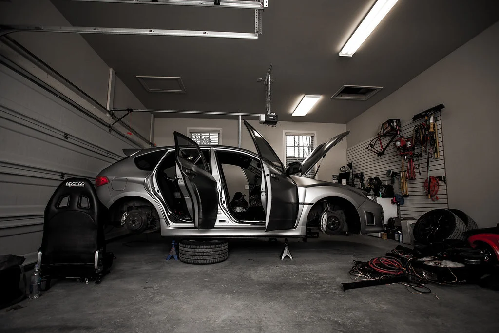 Floor Jacks and Jack Stands: How to Size Them, Where to Put Them and How to Get Under a Car Safely